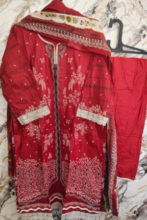 pakistani stich red