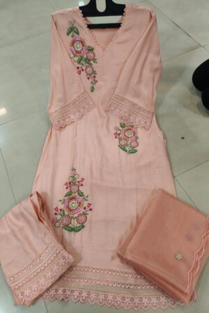 deginer heavy peach dress