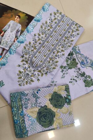 unstich embroiderd dress