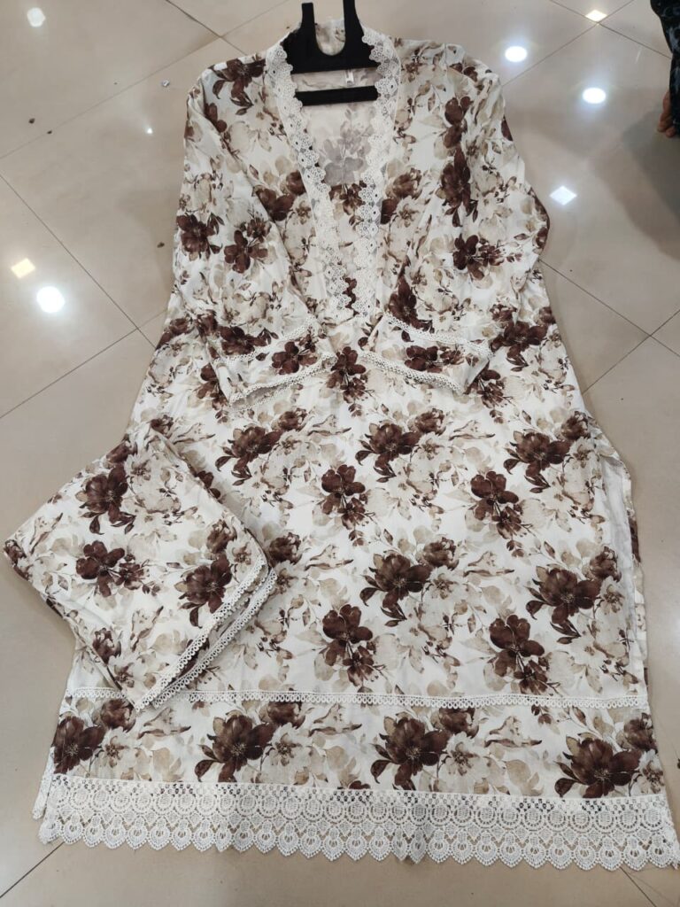 Heavy 22 Kg Reyon Big Size Pakistani Suits With Lace Work-degine3 - Mahira Fashion