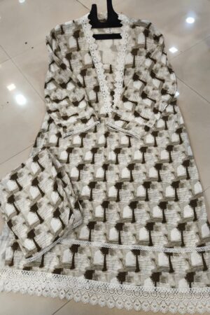 Heavy 22 kg reyon big size pakistani suits with lace work-1-mahira fashion