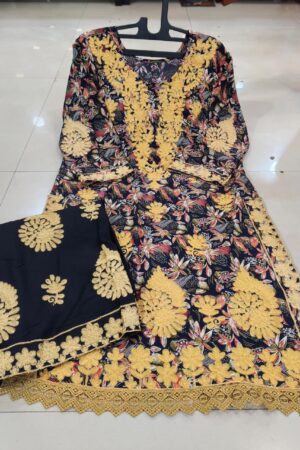heavy kashmiri work trending black -mahira fashion