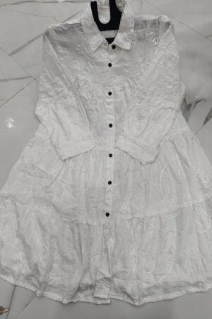 Floral Embroidered Tunic