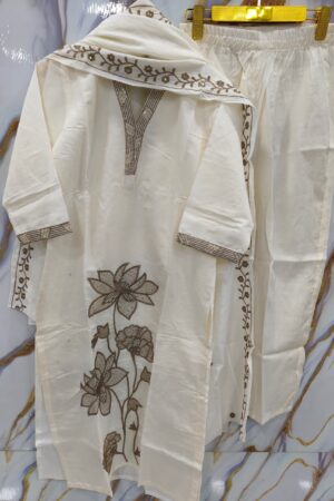 🤍 Ivory Grace Embroidered Kurta Set ✨