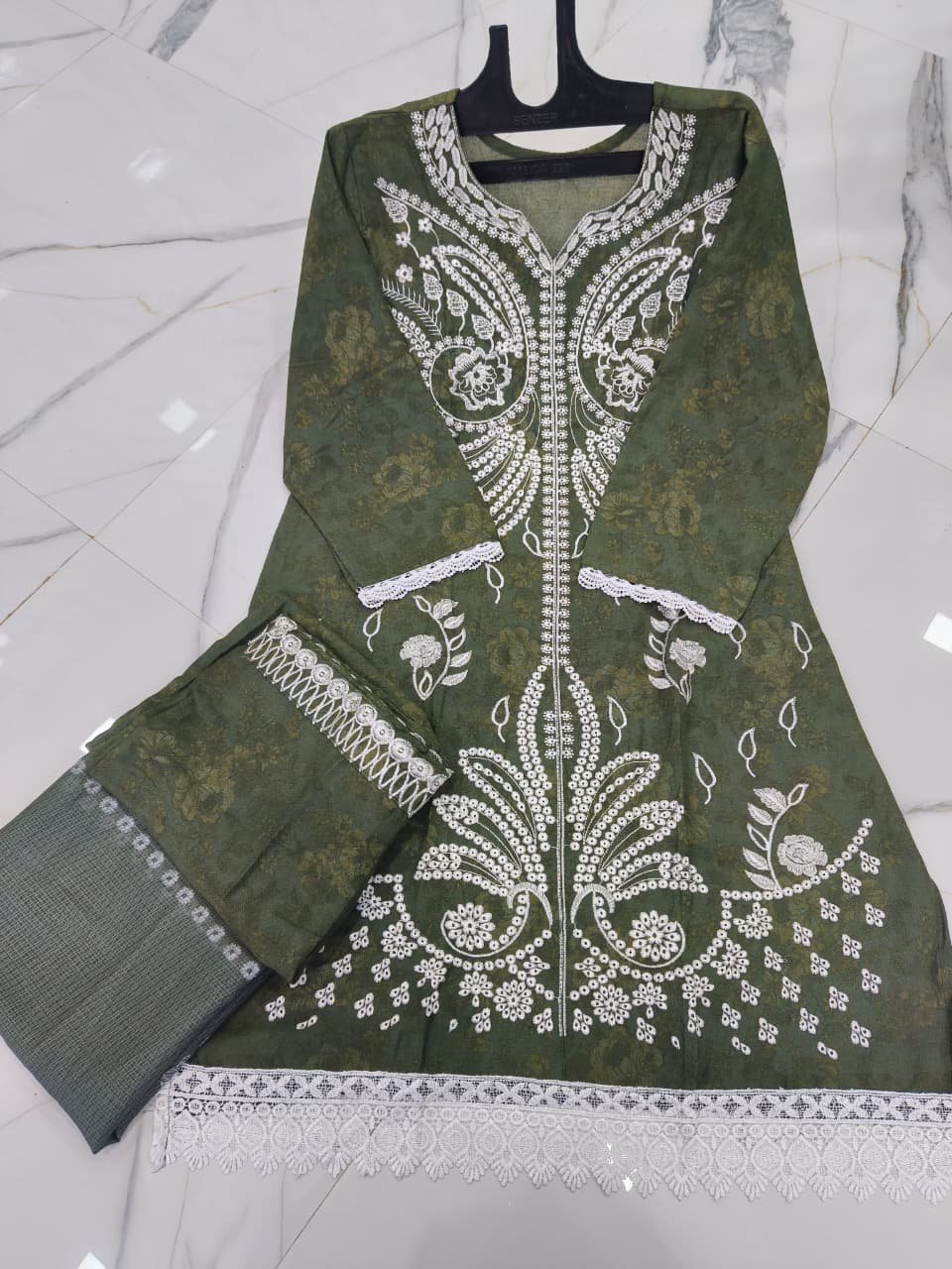 π Emerald Noor Embroidered Suit Set β¨