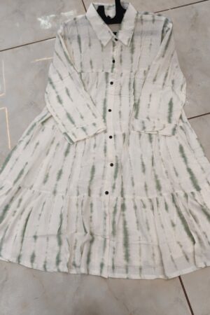 🌿 Serene Charm Tiered Tunic
