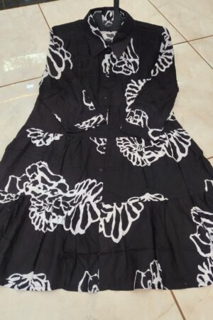 🌙 Black Blossom Charm Tunic