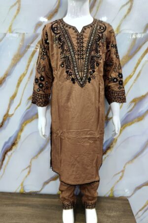 🤎 Sahar Luxe Embroidered Stitched Suit Set ✨