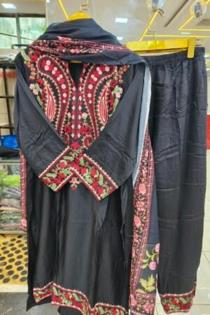 🖤 Noor-e-Gul Black Embroidered Pakistani Suit 🌸