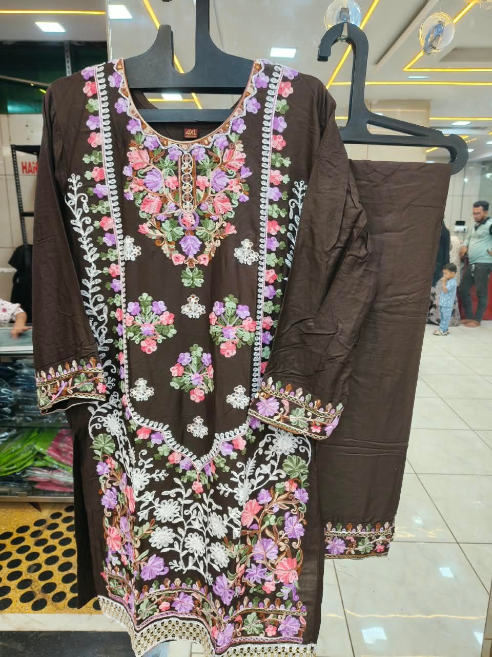 π€πΈ Royal Floral Embroidered Suit Set πΈπ€