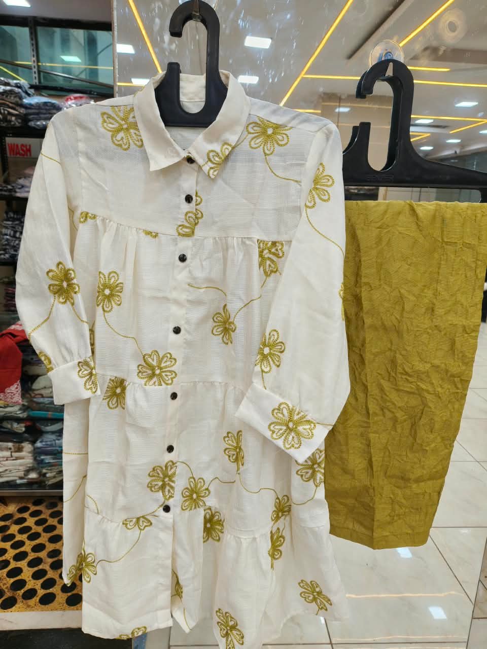 ✨ Olive Blossom Button-Down Tunic & Trouser Set 🌼