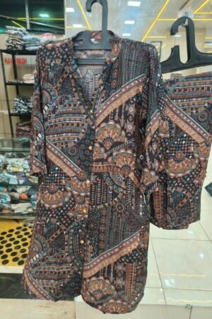 🌸 Printed Button-Down Tunic Set – ₹350 🌸
