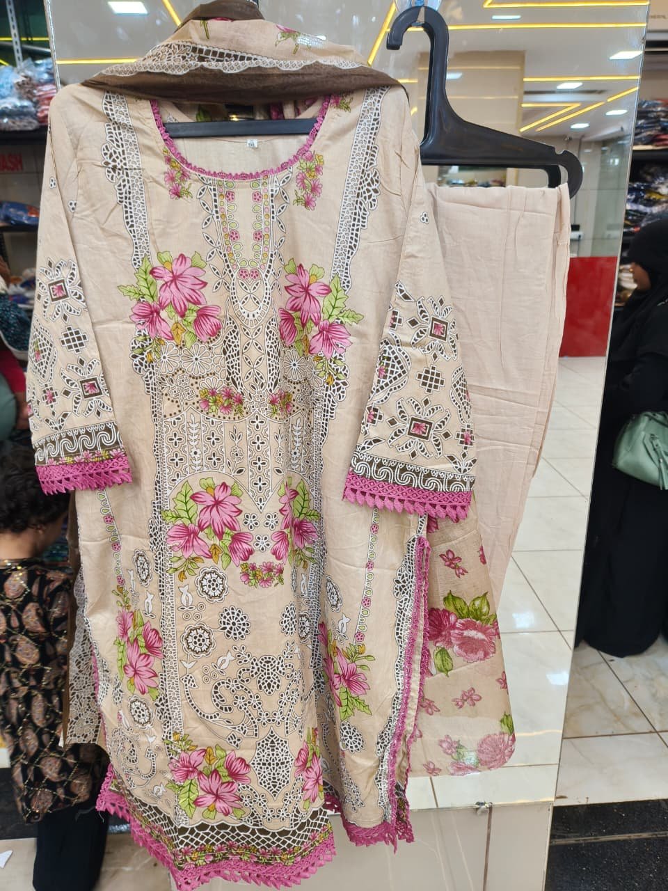 🌸 Floral Printed Kurti Pant Set with Dupatta-9 🌸